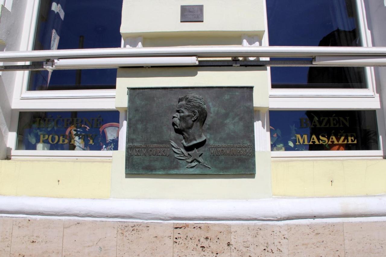 Hotel Maxim Marianske Lazne Bagian luar foto