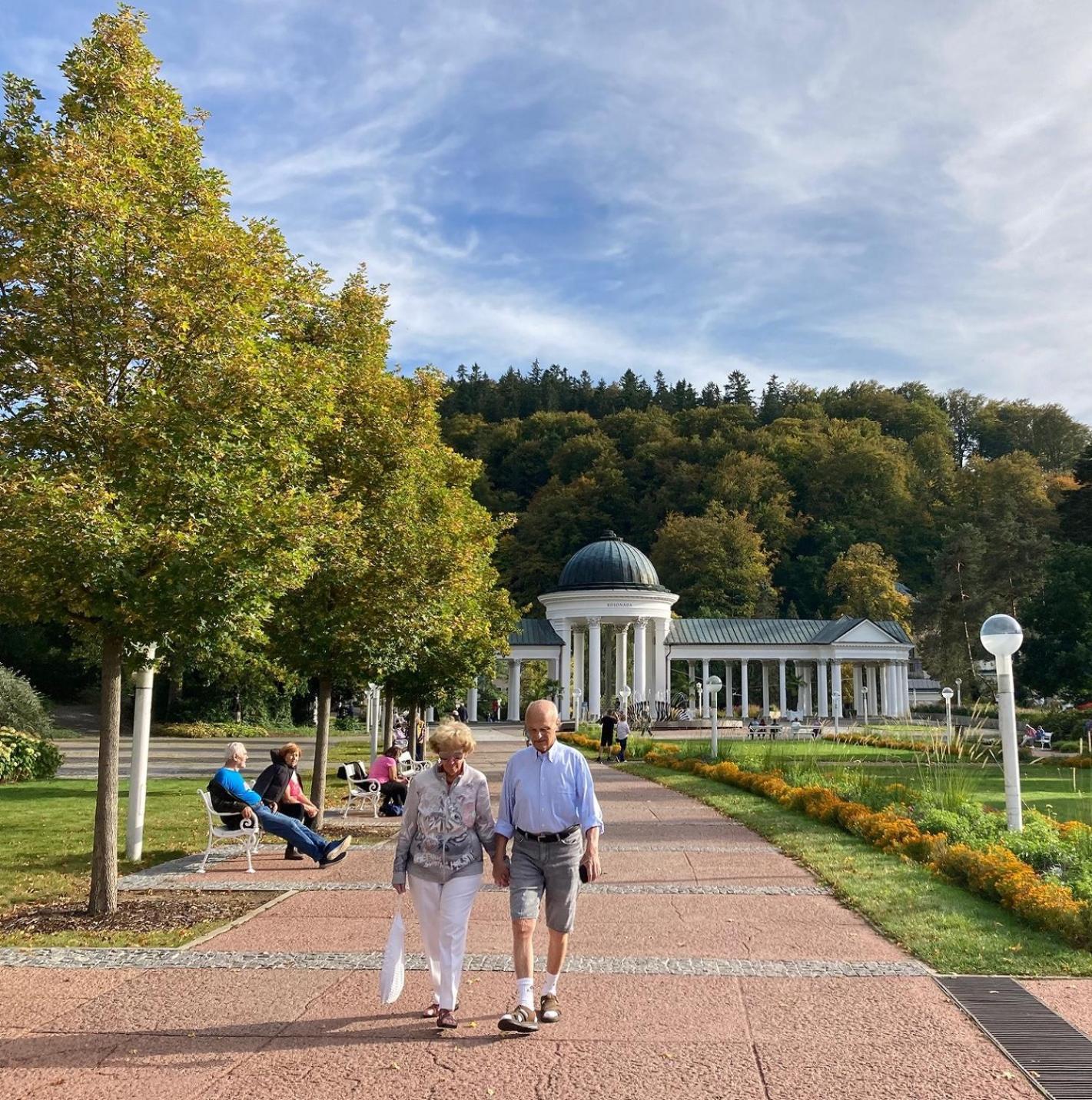 Hotel Maxim Marianske Lazne Bagian luar foto